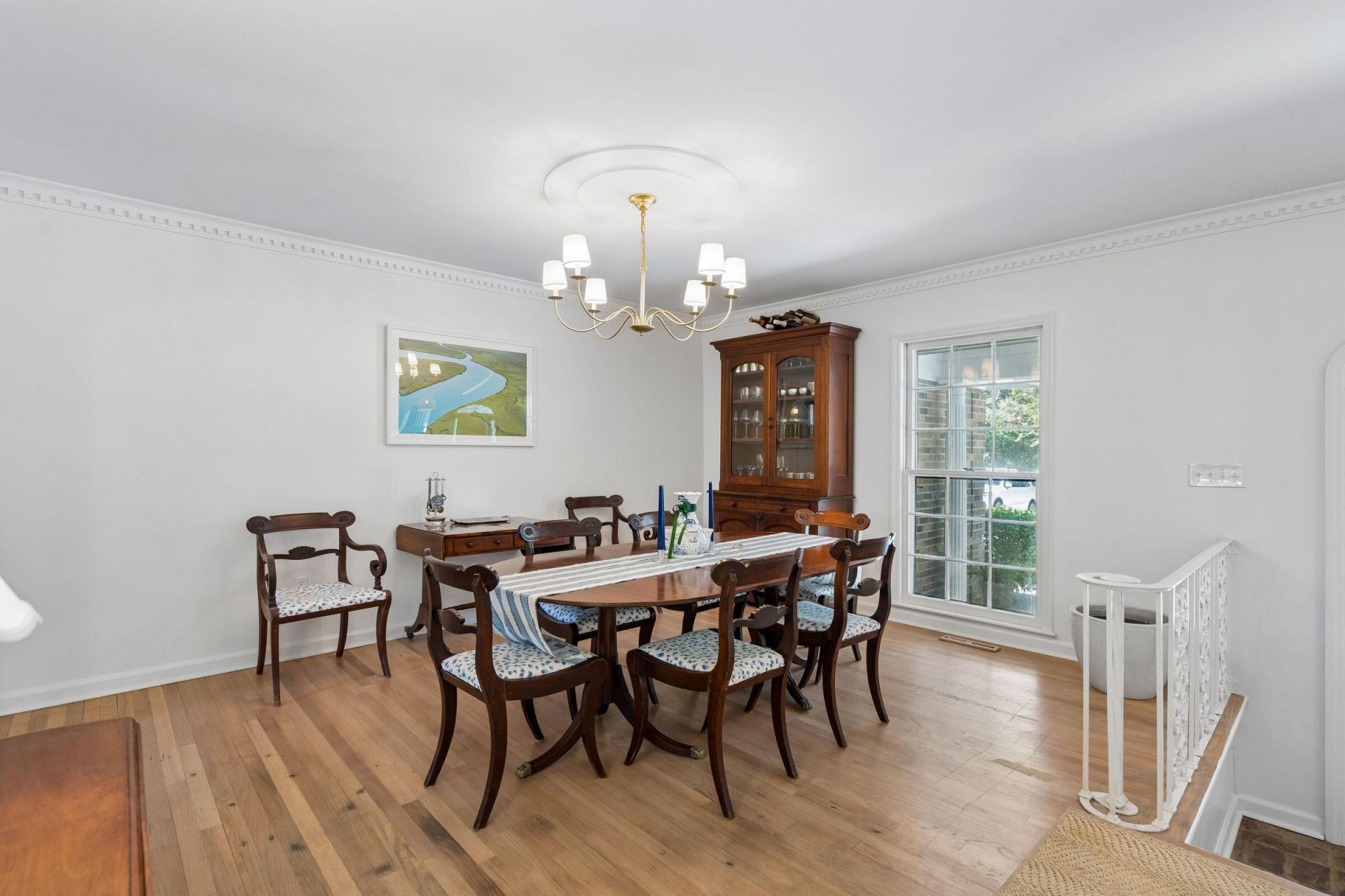 734 Waites Drive Photo 8
