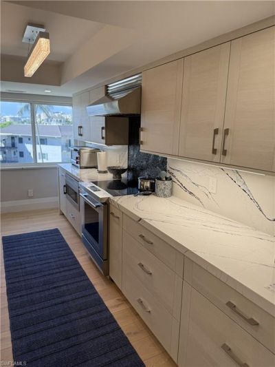 3410 Gulf Shore Blvd N, Unit 403, Naples, FL 34103 Photo