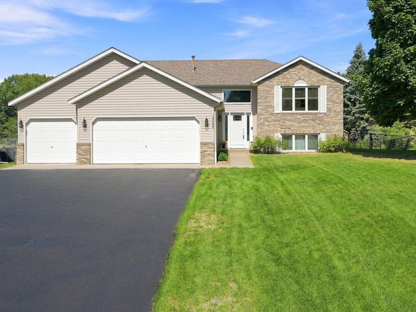 19068 Enchanted Way, Farmington, MN 55024