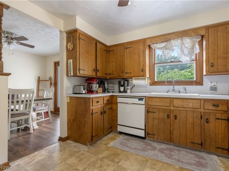 3404 Banyan Street NW, Massillon, OH 44646 Photo 9