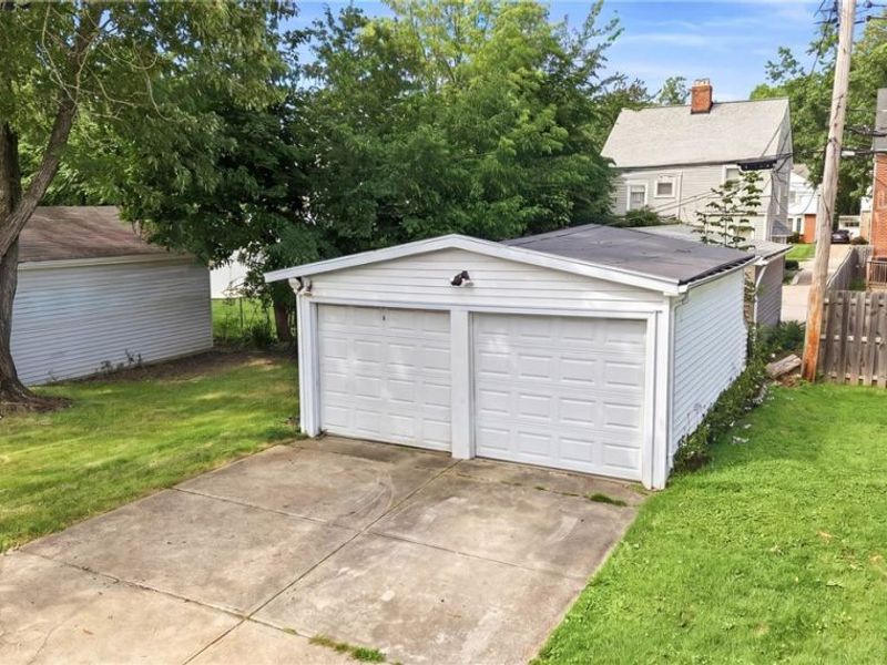 3797 Northwood Road, University Heights, OH 44118 Photo 7