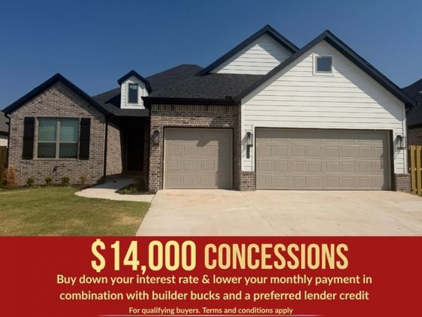 2100 Silk Street , Pea Ridge, AR 72751
