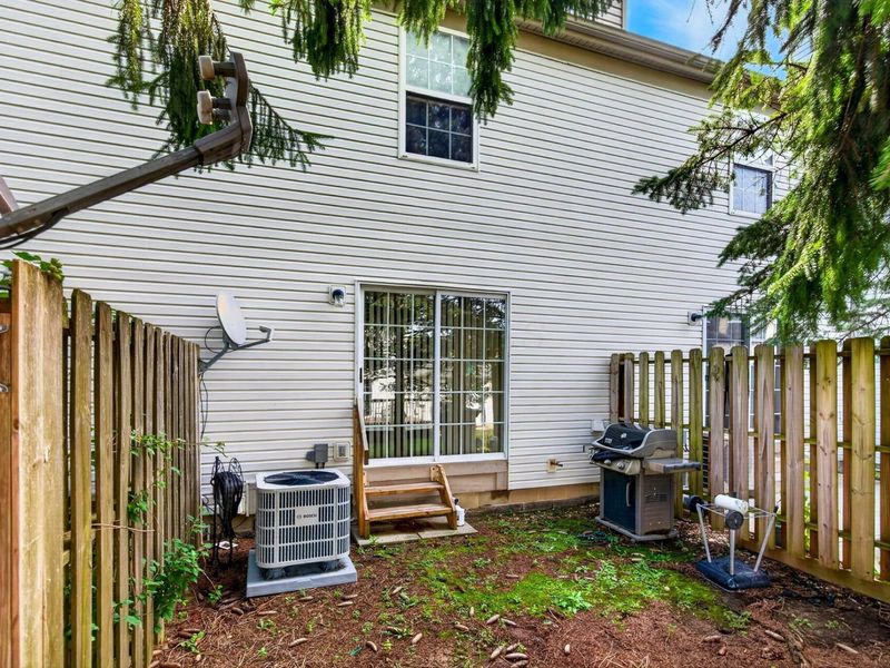 233 Macenroe Drive, Unit 70C, Blacklick, OH 43004 Photo 24