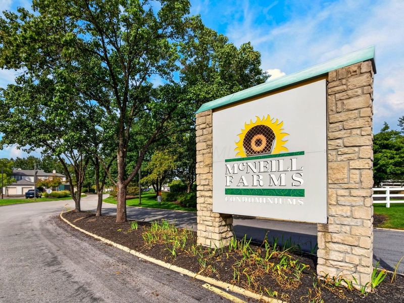 233 Macenroe Drive, Unit 70C, Blacklick, OH 43004 Photo 27