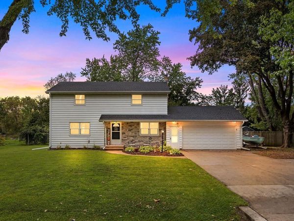 113 CUMINGS LANE, Neenah, WI 54956