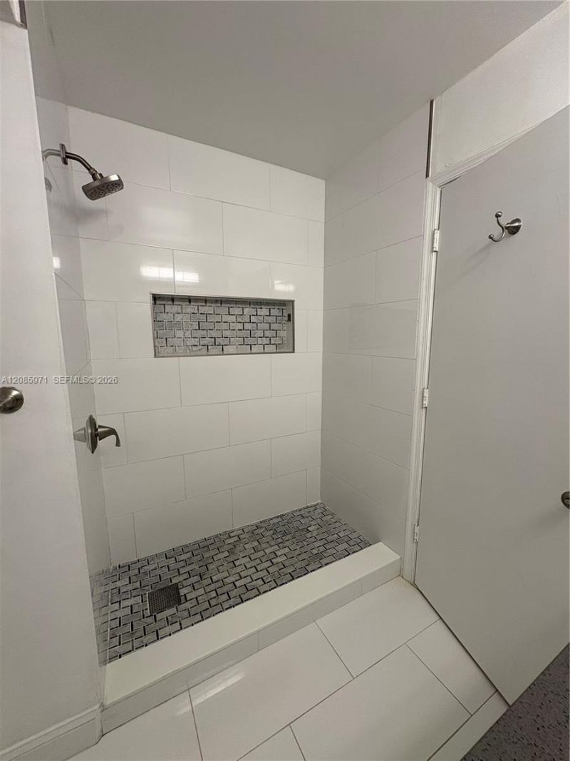 2208 Ensenada Ter, Unit 2208, Weston, FL 33327 Photo