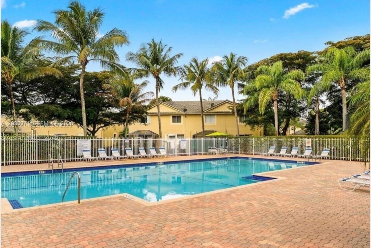 2208 Ensenada Ter, Unit 2208, Weston, FL 33327 Photo