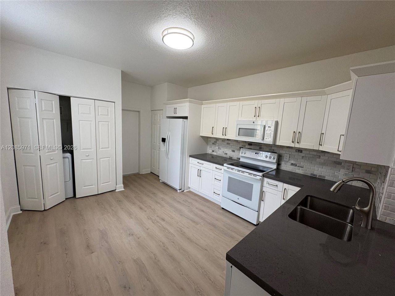 2208 Ensenada Ter, Unit 2208, Weston, FL 33327 Photo