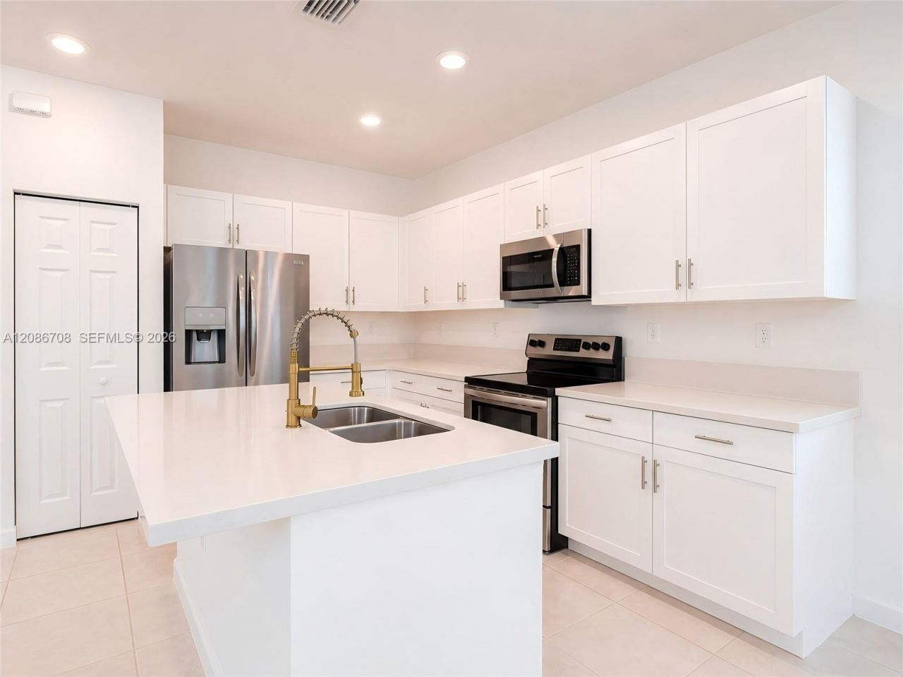3448 W 110th Ter, Unit 3448, Hialeah, FL 33018 Photo