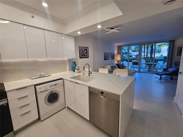 2501 S Ocean Dr, Unit L17, Hollywood, FL 33019