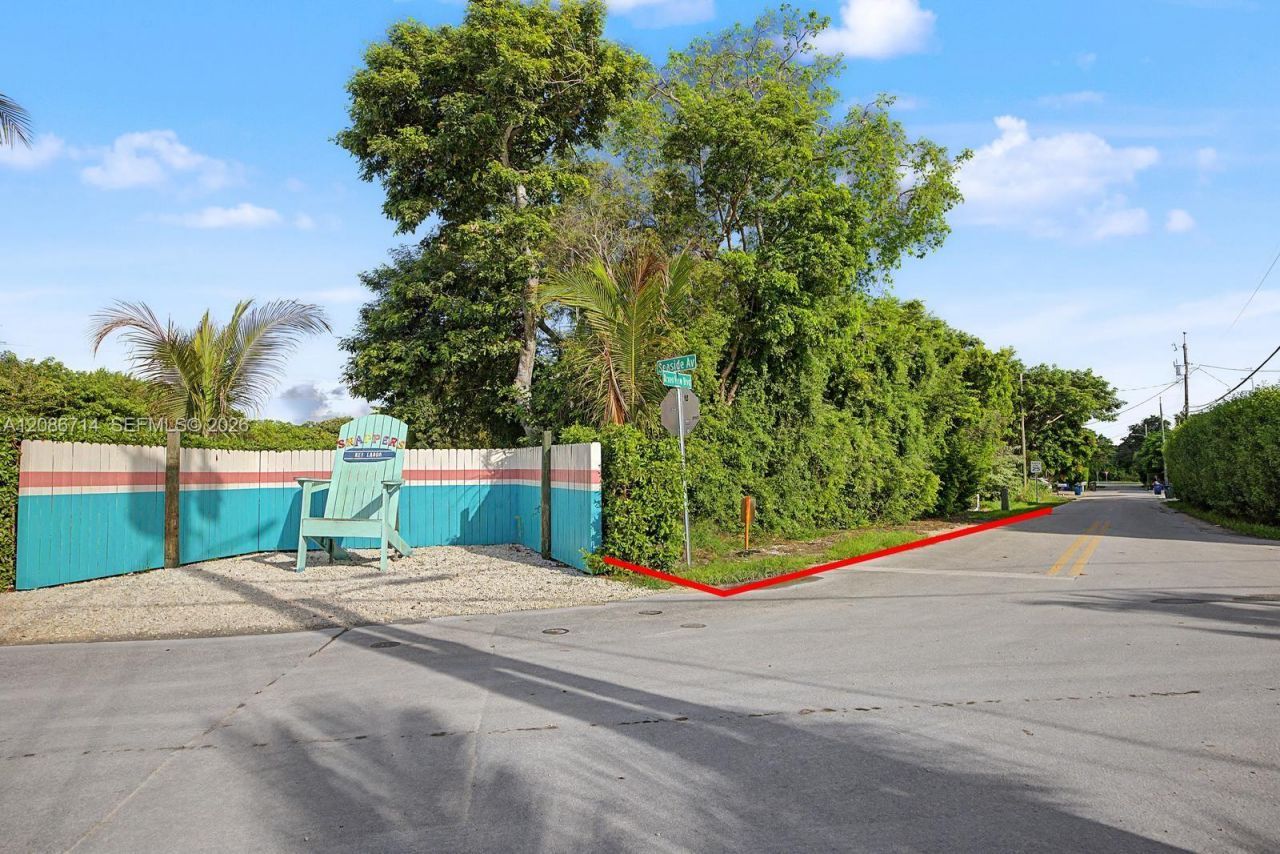 15 Ocean View Blvd, Key Largo, FL 33037 Photo