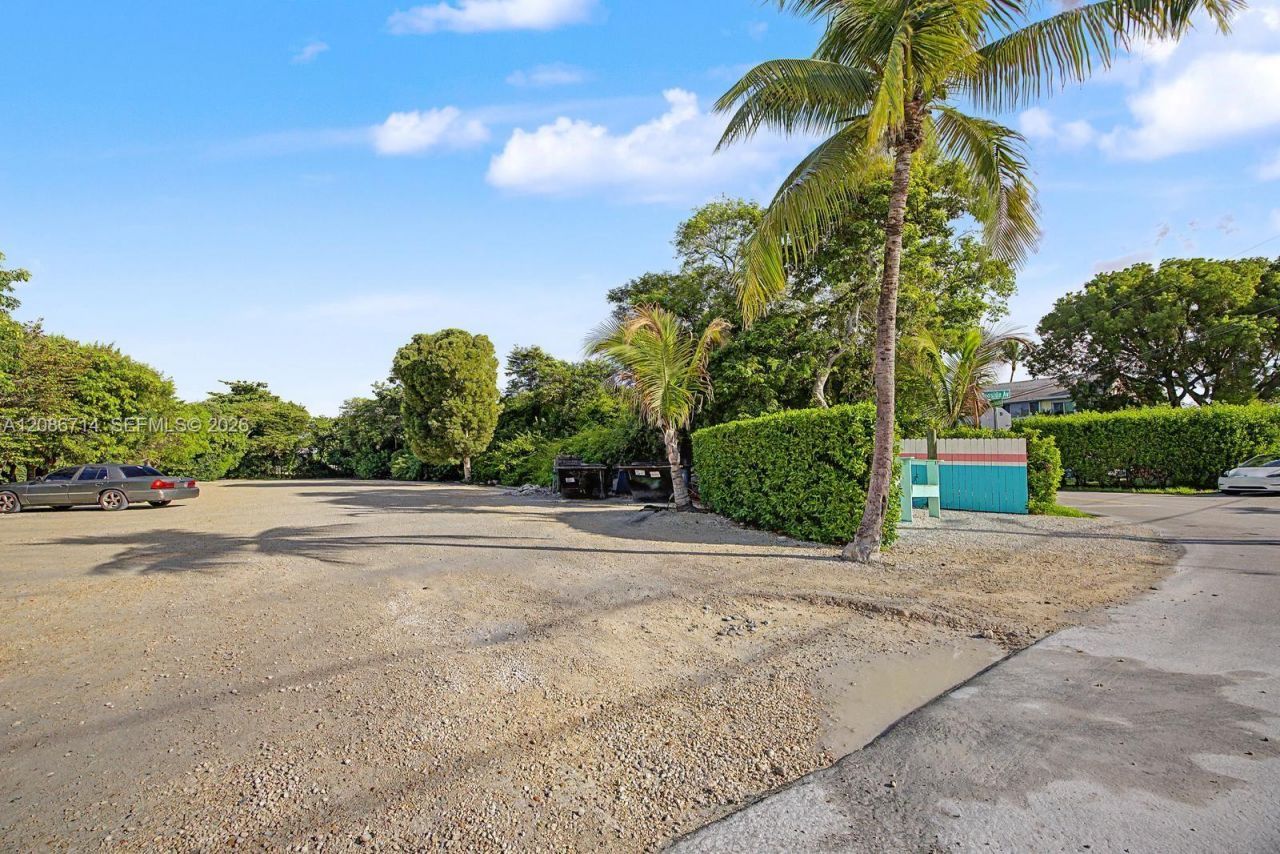 15 Ocean View Blvd, Key Largo, FL 33037 Photo