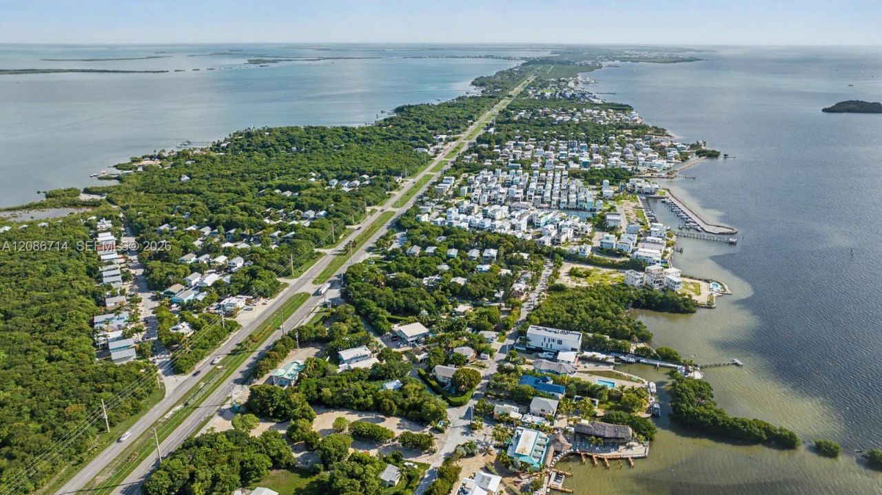 15 Ocean View Blvd, Key Largo, FL 33037 Photo