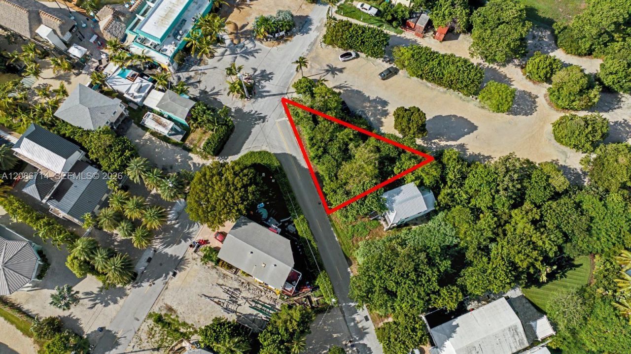 15 Ocean View Blvd, Key Largo, FL 33037 Photo