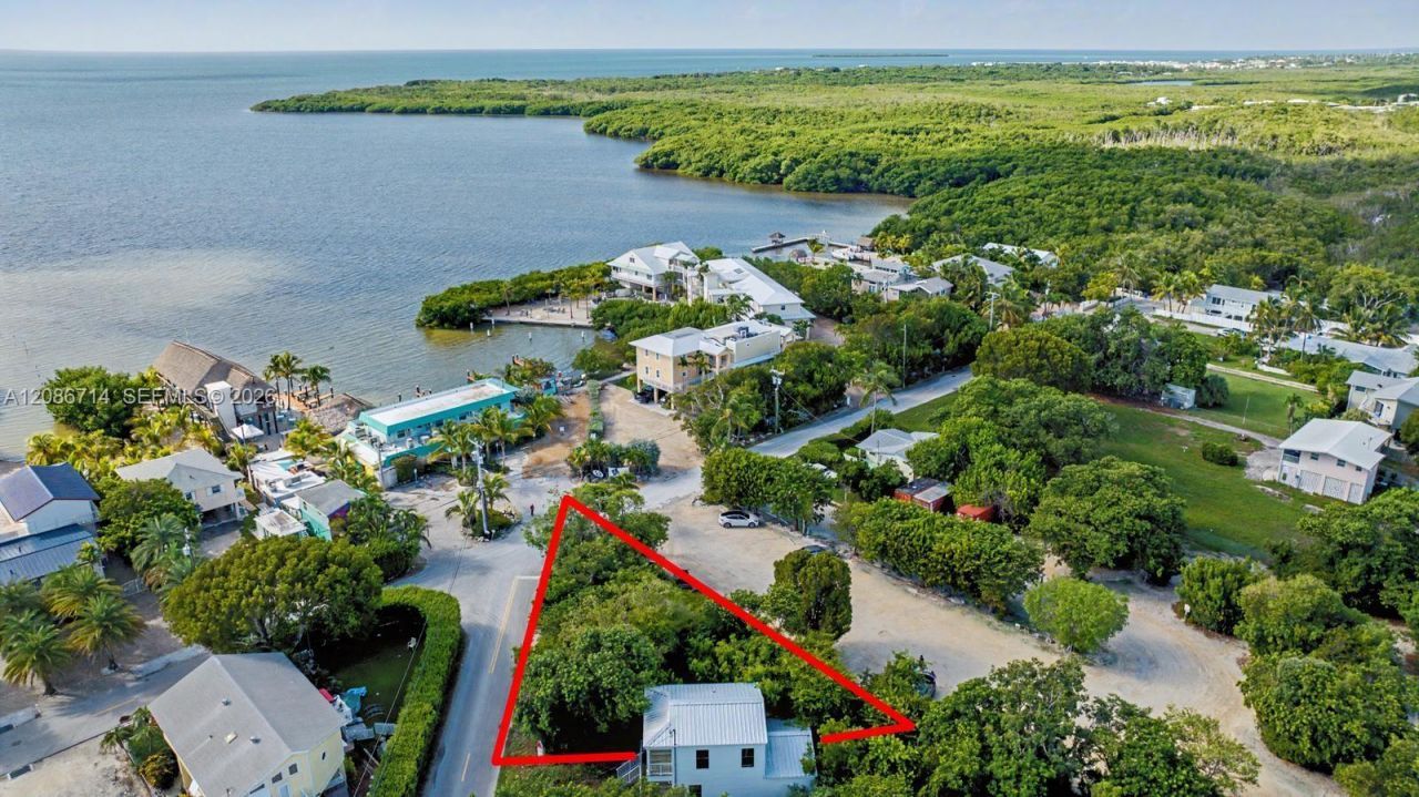 15 Ocean View Blvd, Key Largo, FL 33037 Photo