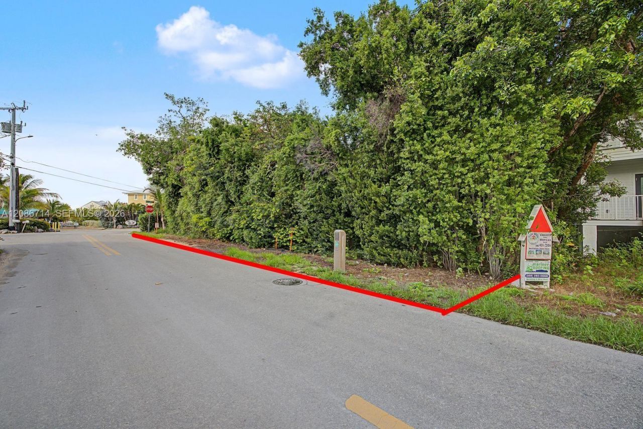 15 Ocean View Blvd, Key Largo, FL 33037 Photo