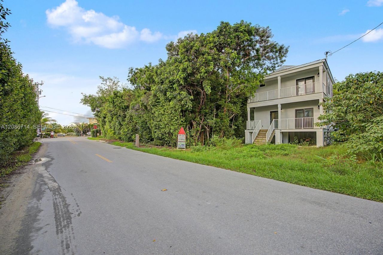 15 Ocean View Blvd, Key Largo, FL 33037 Photo