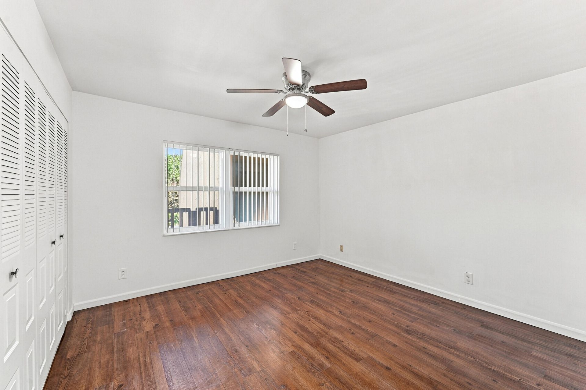 9841 Sunrise Lakes Boulevard, Unit 310, Sunrise, FL 33322 Photo