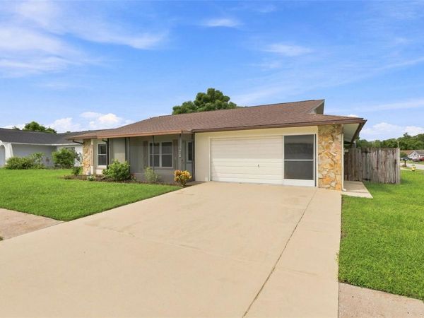 4331 SWALLOWTAIL DRIVE , NEW PORT RICHEY, FL 34653