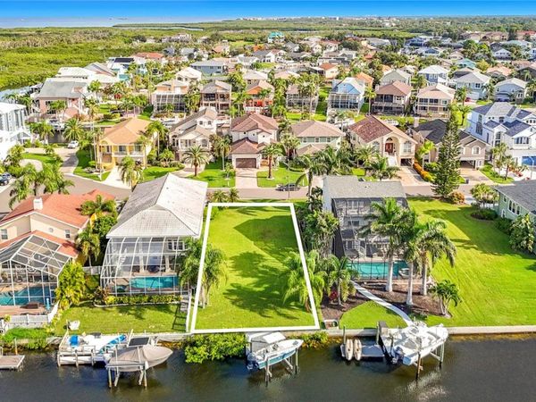 4330 SANDDOLLAR COURT , NEW PORT RICHEY, FL 34652