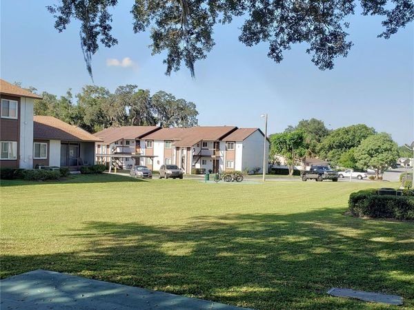 39132 COUNTY ROAD 54 , Unit 2236, ZEPHYRHILLS, FL 33542