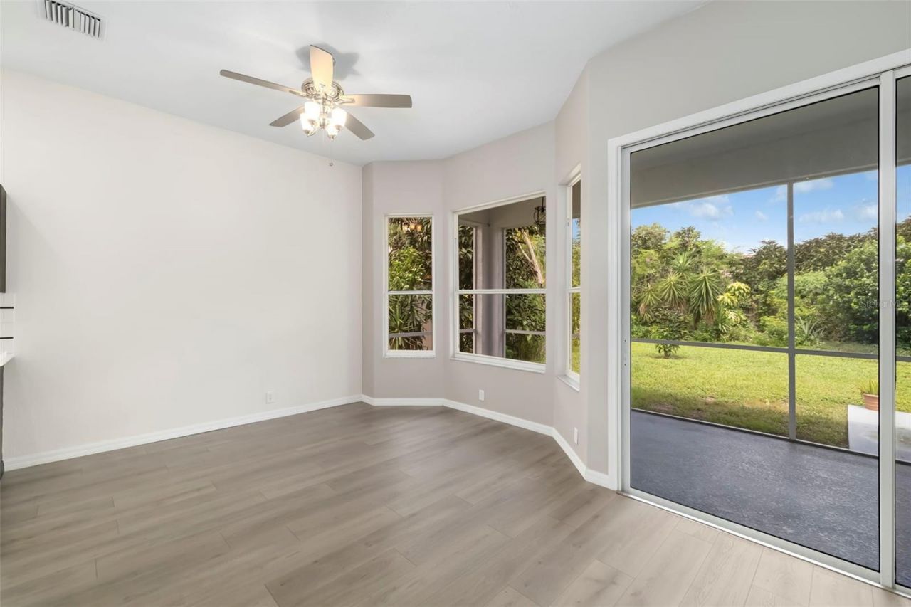 4346 Breckenridge Way, Unit 5, Sarasota, FL 34235 Photo