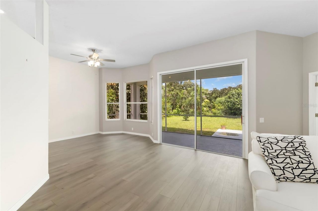 4346 Breckenridge Way, Unit 5, Sarasota, FL 34235 Photo