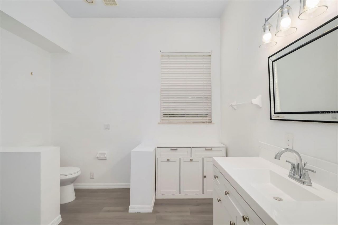4346 Breckenridge Way, Unit 5, Sarasota, FL 34235 Photo