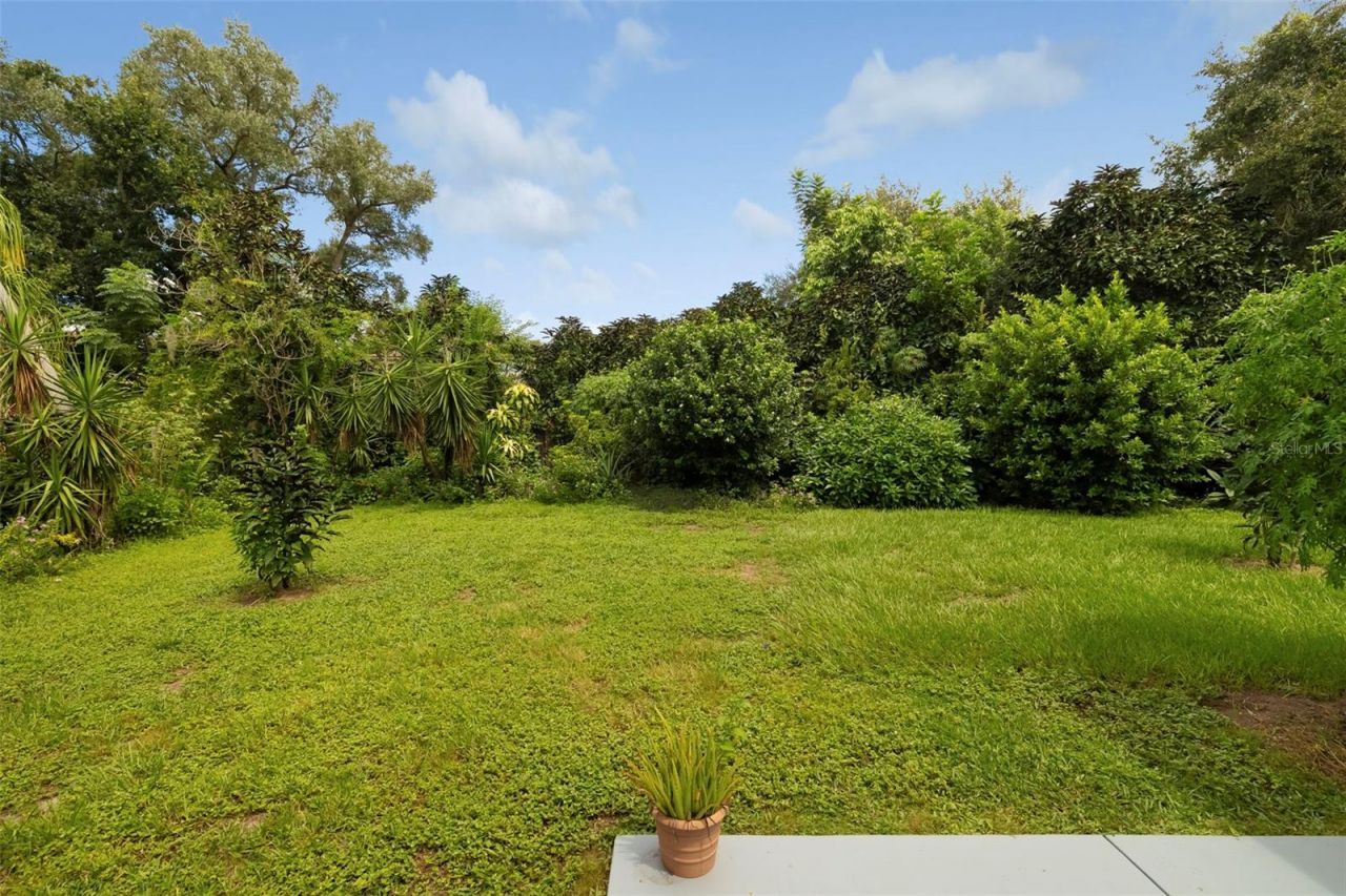 4346 Breckenridge Way, Unit 5, Sarasota, FL 34235 Photo