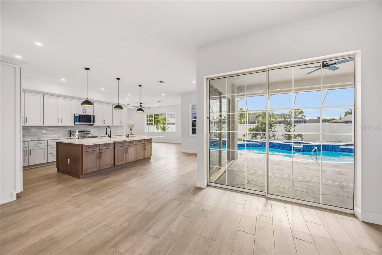 316 Orlando Boulevard, Port Charlotte, FL 33954 Photo