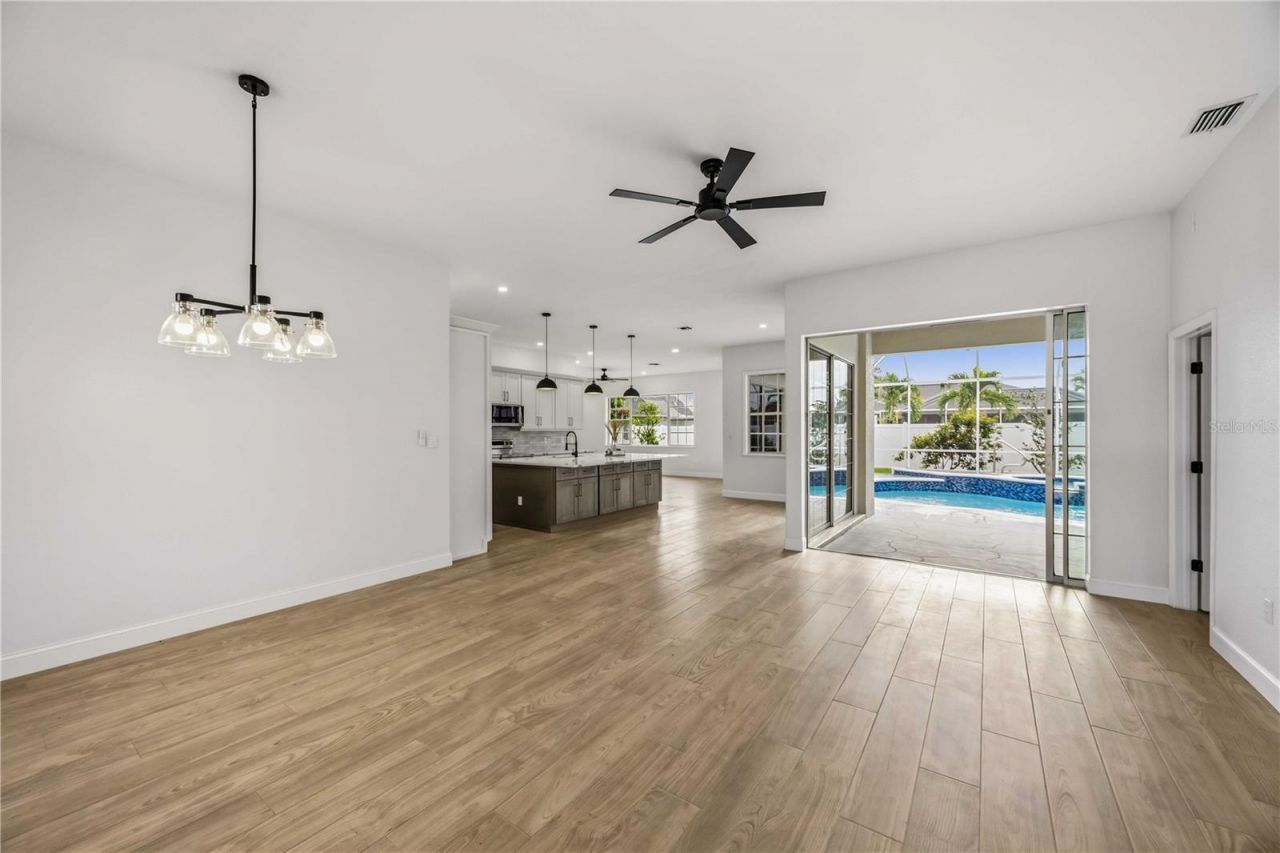 316 Orlando Boulevard, Port Charlotte, FL 33954 Photo