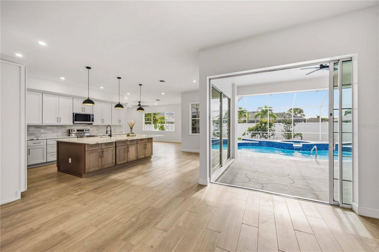 316 Orlando Boulevard, Port Charlotte, FL 33954 Photo