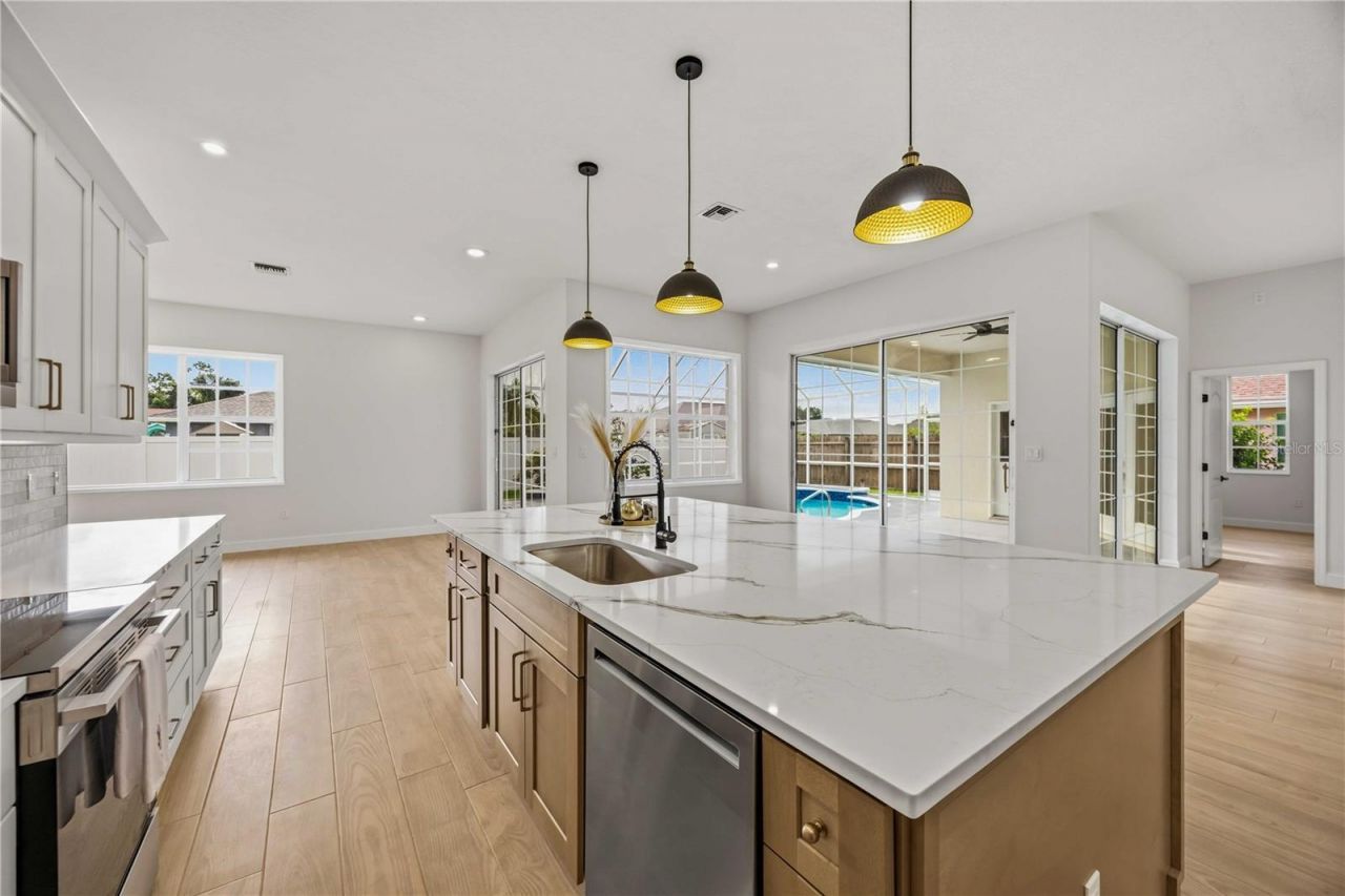 316 Orlando Boulevard, Port Charlotte, FL 33954 Photo