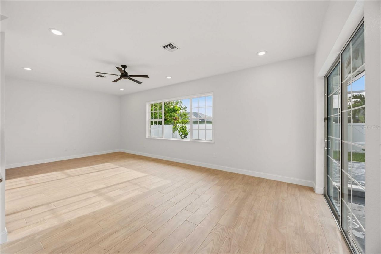 316 Orlando Boulevard, Port Charlotte, FL 33954 Photo