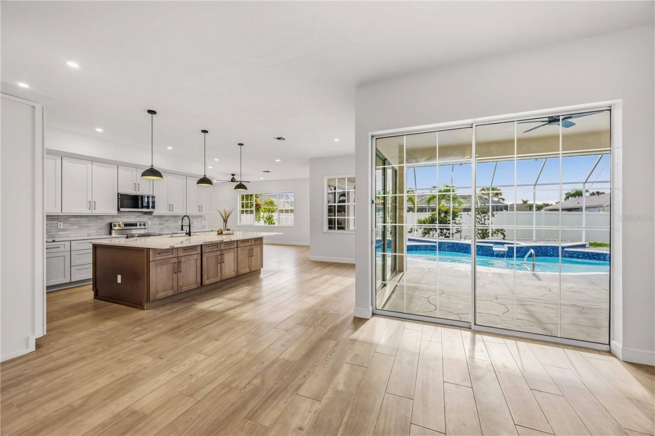 316 Orlando Boulevard, Port Charlotte, FL 33954 Photo