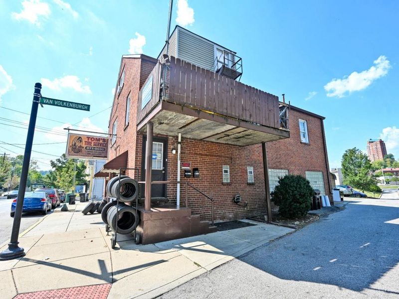 333 Stanley Avenue, Cincinnati, OH 45226 Photo 2