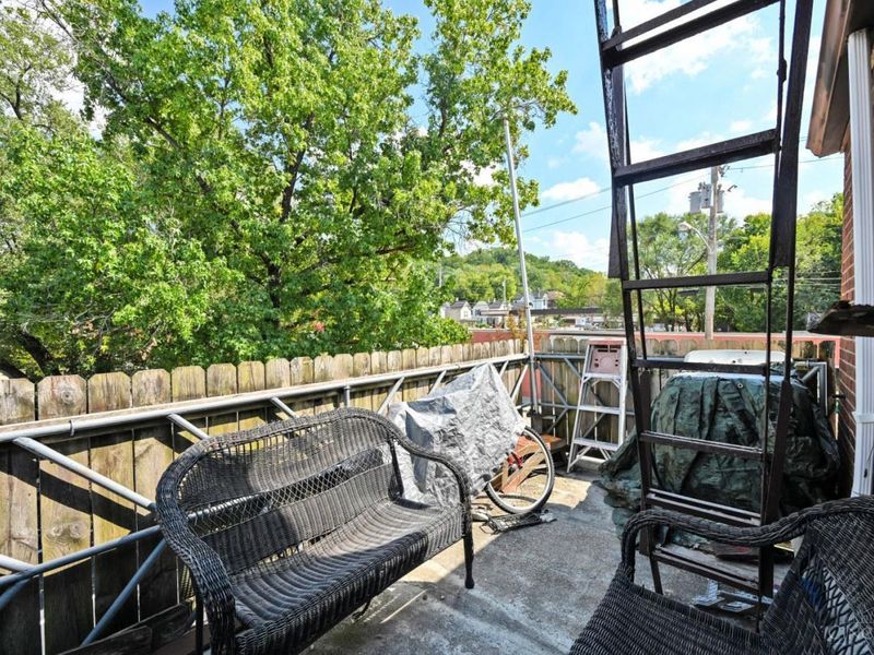 333 Stanley Avenue, Cincinnati, OH 45226 Photo 5