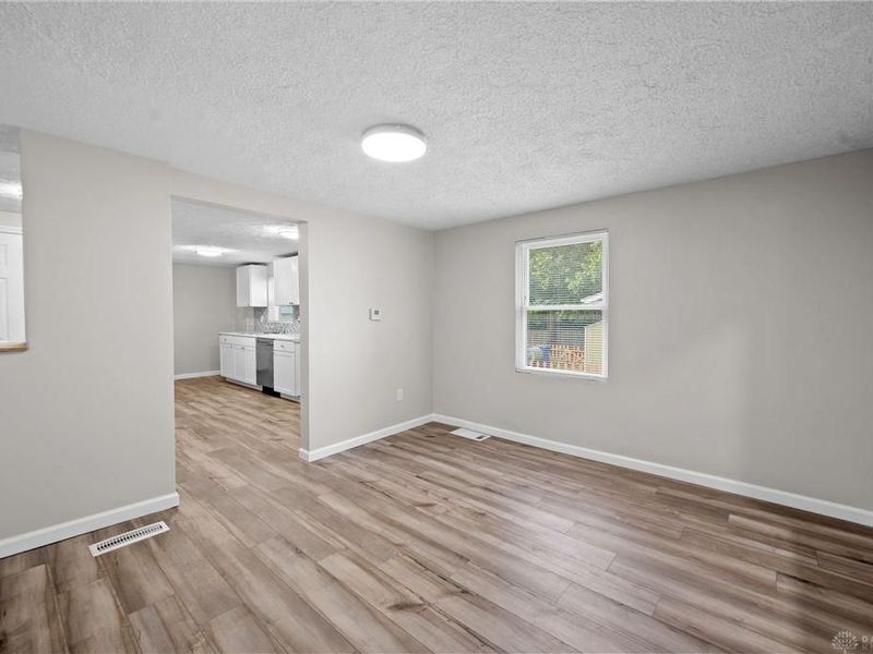 5070 Germantown Pike, Jefferson Township, OH 45417 Photo 7