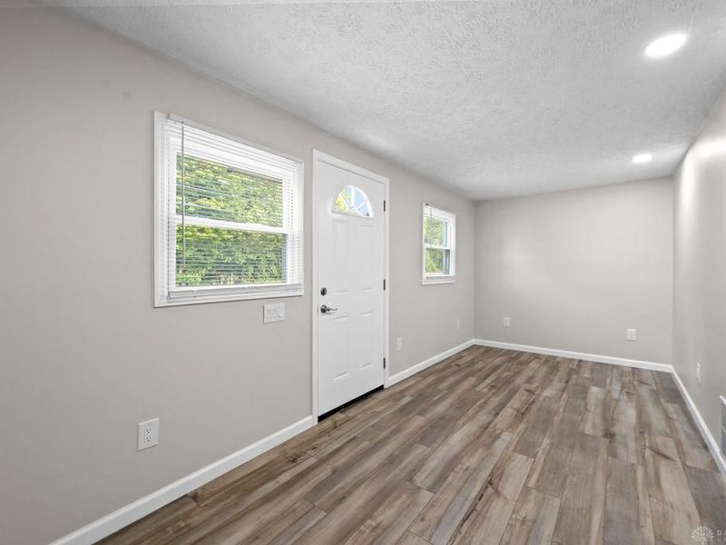 5070 Germantown Pike, Jefferson Township, OH 45417 Photo 8
