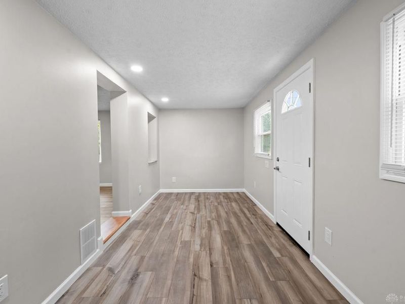 5070 Germantown Pike, Jefferson Township, OH 45417 Photo 9