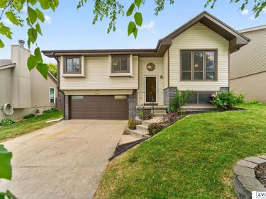 8030 Bauman Avenue, Omaha, NE 68122