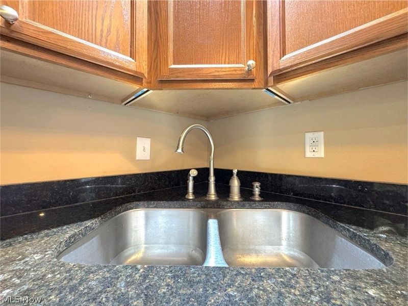 4245 Bennington Boulevard, Brunswick, OH 44212 Photo 13