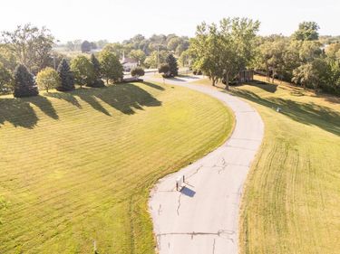 22475 GRANDE VIEW Avenue, GLENWOOD, IA 51534