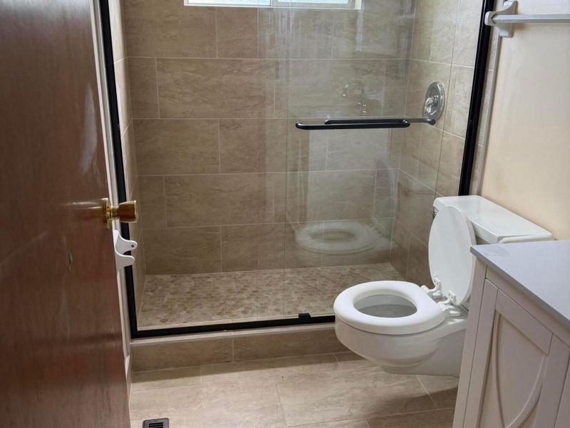 1687 Brookfield Square S, Columbus, OH 43229 Photo 20