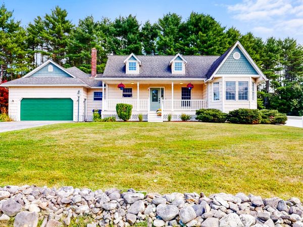 33 Waters Edge Drive, Lewiston, ME 04240