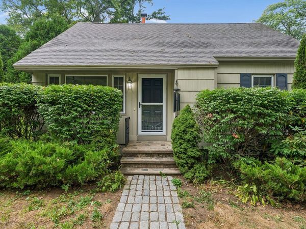 305 Fowler Road , Cape Elizabeth, ME 04107