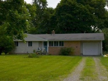 3059 N Creek Road, Youngstown, NY 14174