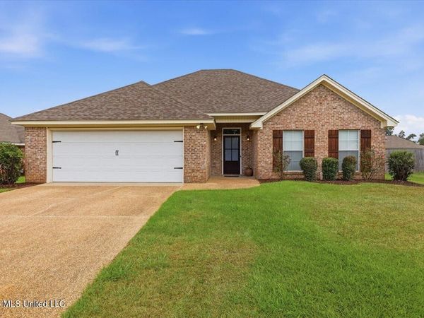 1074 Spanish Oak Drive, Pearl, MS 39208
