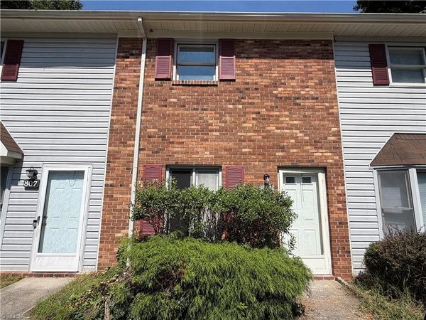 805 Brickwood Court, Winston-Salem, NC 27127