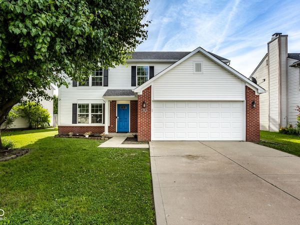 1945 Central Park Boulevard W, Greenwood, IN 46143